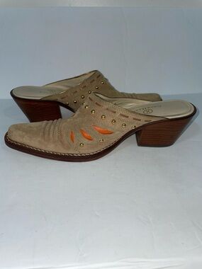 Cole Haan Morgan Tan Suede Western Studded Butterfly Cutout Slip-On Mules Size 6